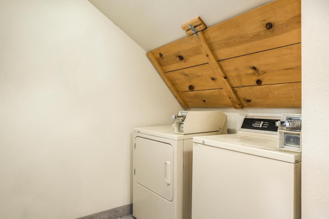 Quality Inn & Suites Near Nas Fallon Luaran gambar