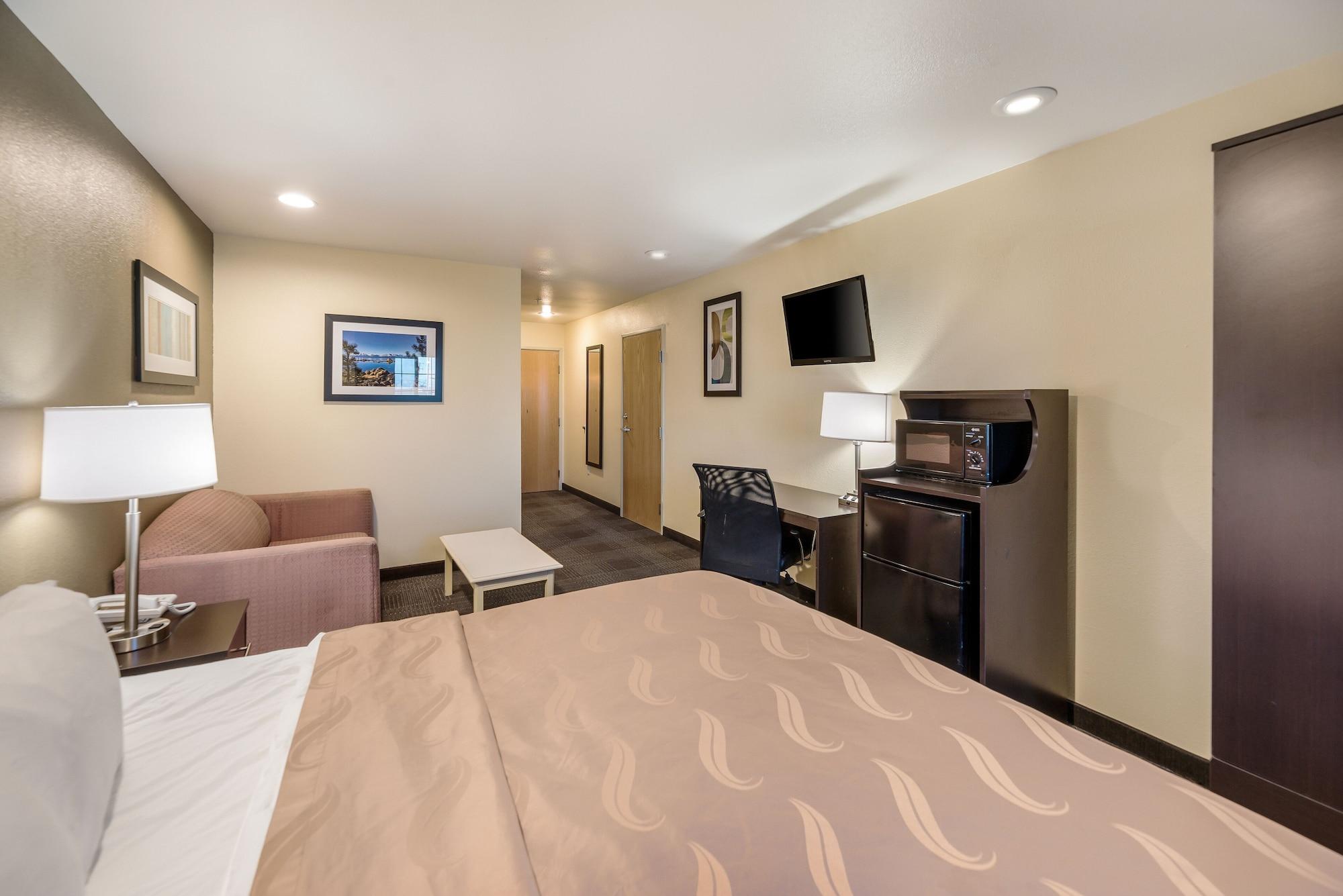 Quality Inn & Suites Near Nas Fallon Luaran gambar