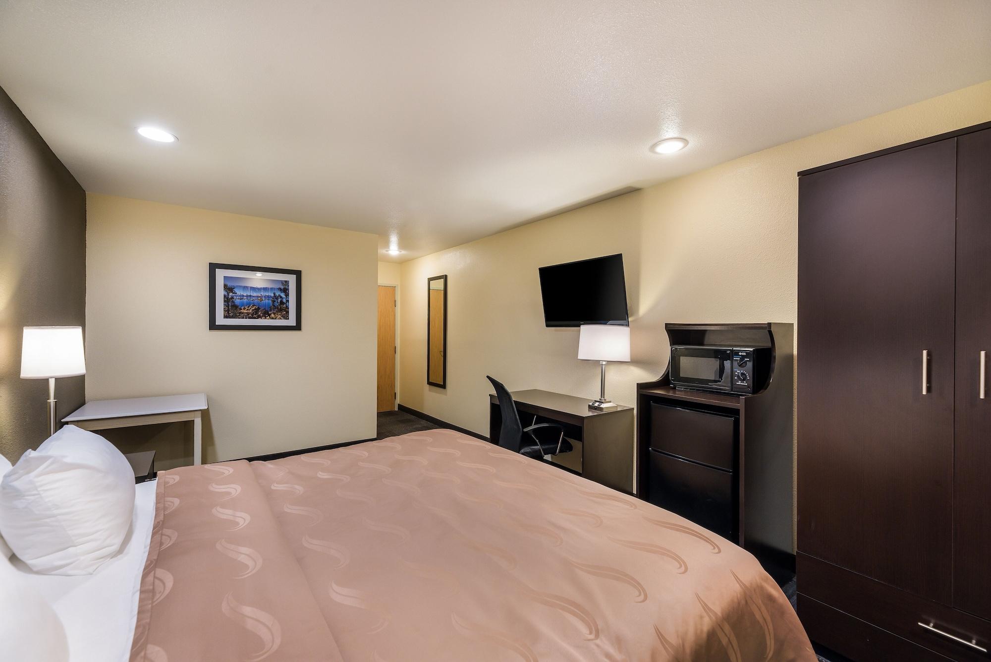 Quality Inn & Suites Near Nas Fallon Luaran gambar