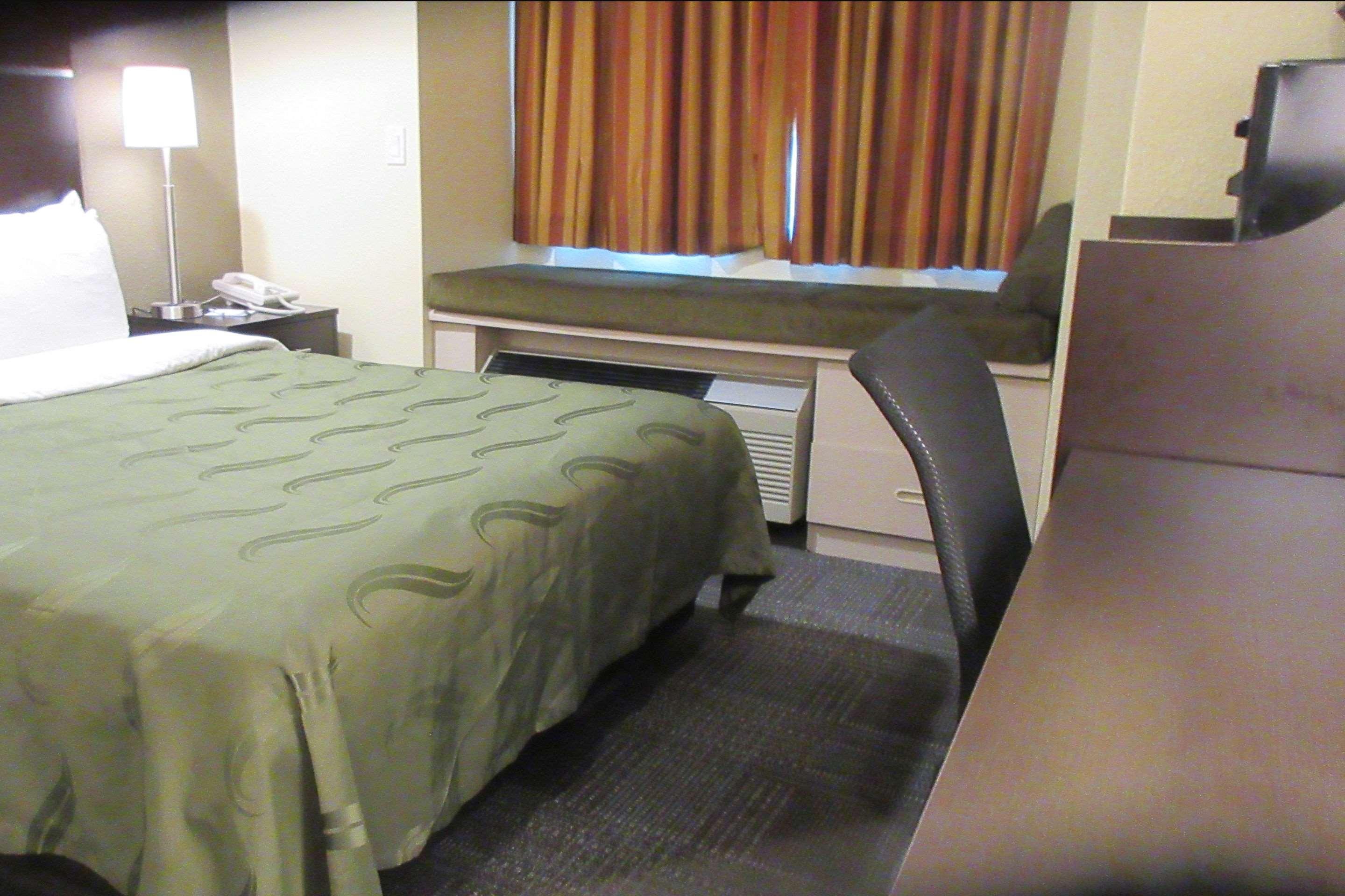 Quality Inn & Suites Near Nas Fallon Luaran gambar