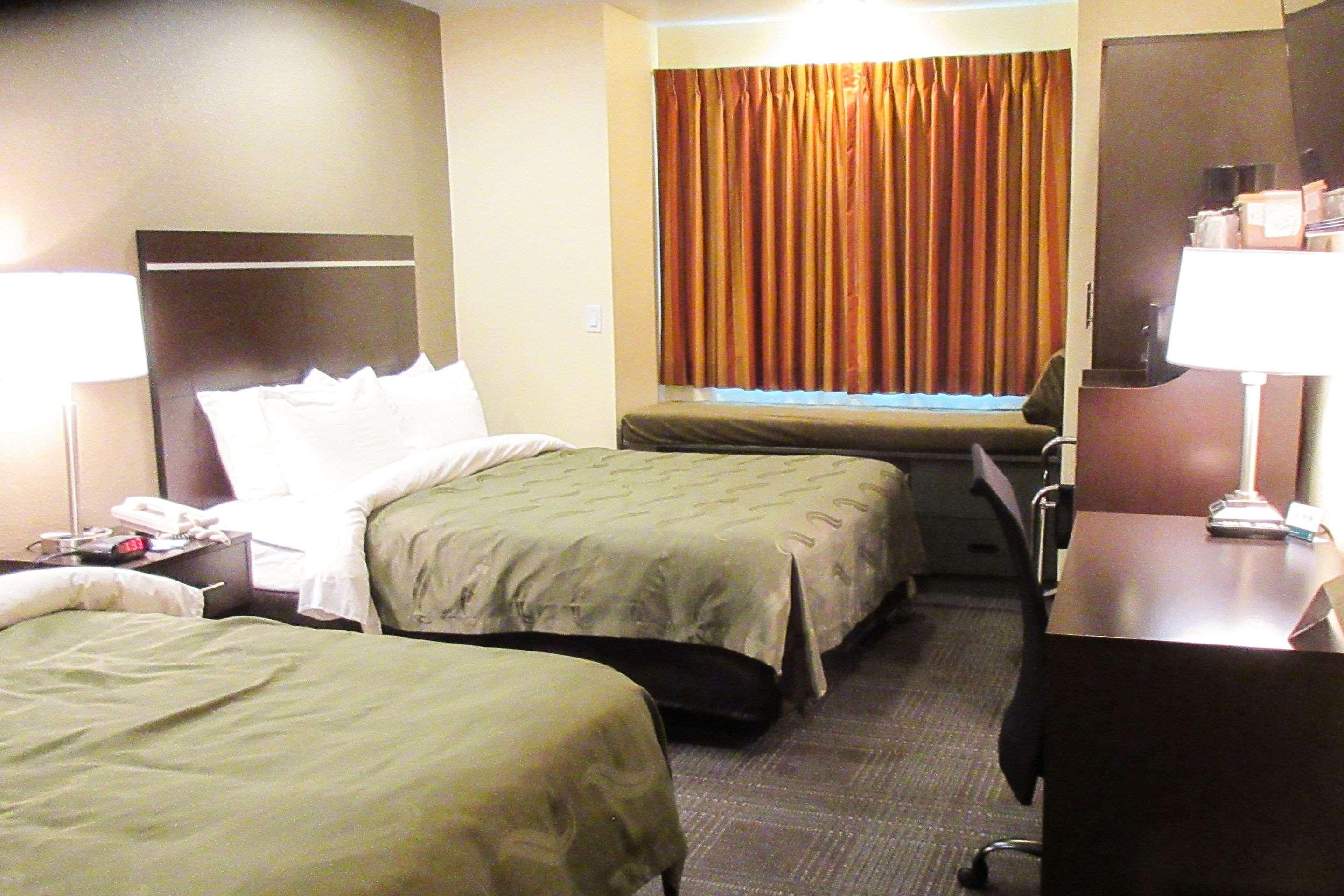 Quality Inn & Suites Near Nas Fallon Luaran gambar